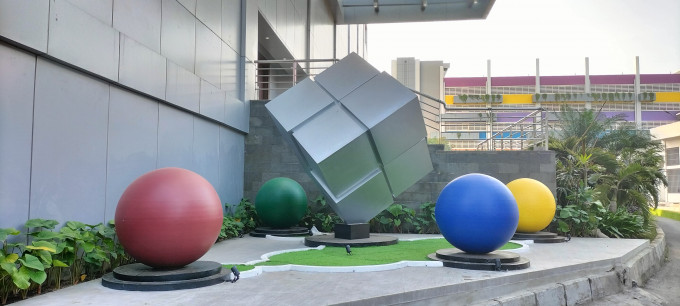 Installation Art Pertama di UNAIR: Sedulur Papat Lima Pancer