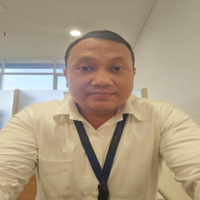 R. Hendra Kurniawan, S.M.